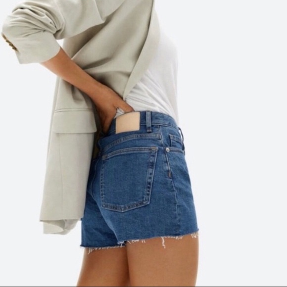EVERLANE The Cheeky Jean high waisted cutoff jean shorts size 29 - Picture 3 of 16